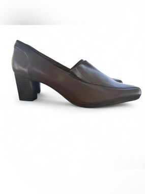 Thom McAn Thea Brown Leather Loafers 8 Wide Block Heel Y2K Square Toe NWT